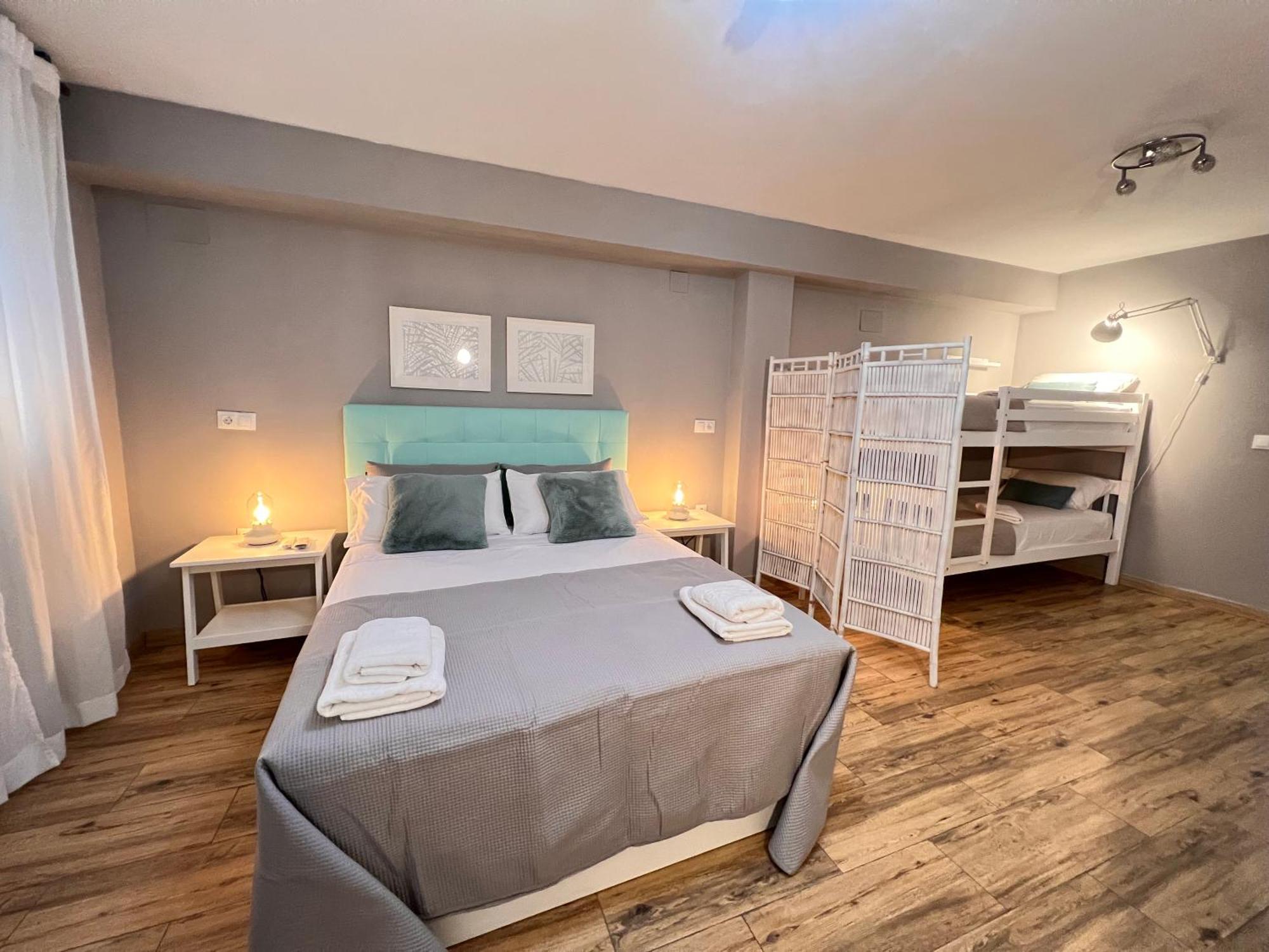 Nuestra Casita De Marmoles Parking Incluido 2 Bicis Gratis Apartment Malaga Bagian luar foto