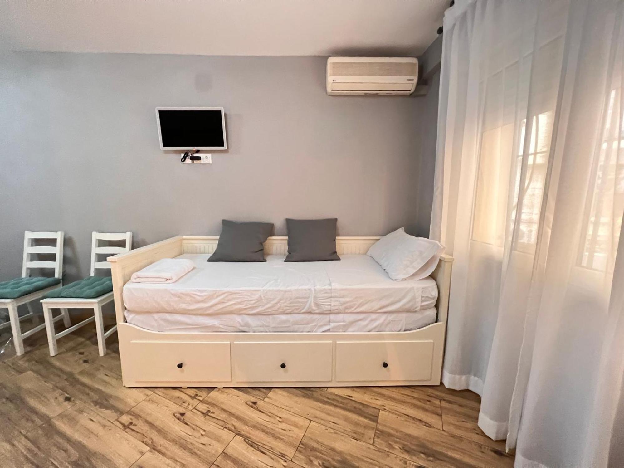Nuestra Casita De Marmoles Parking Incluido 2 Bicis Gratis Apartment Malaga Bagian luar foto